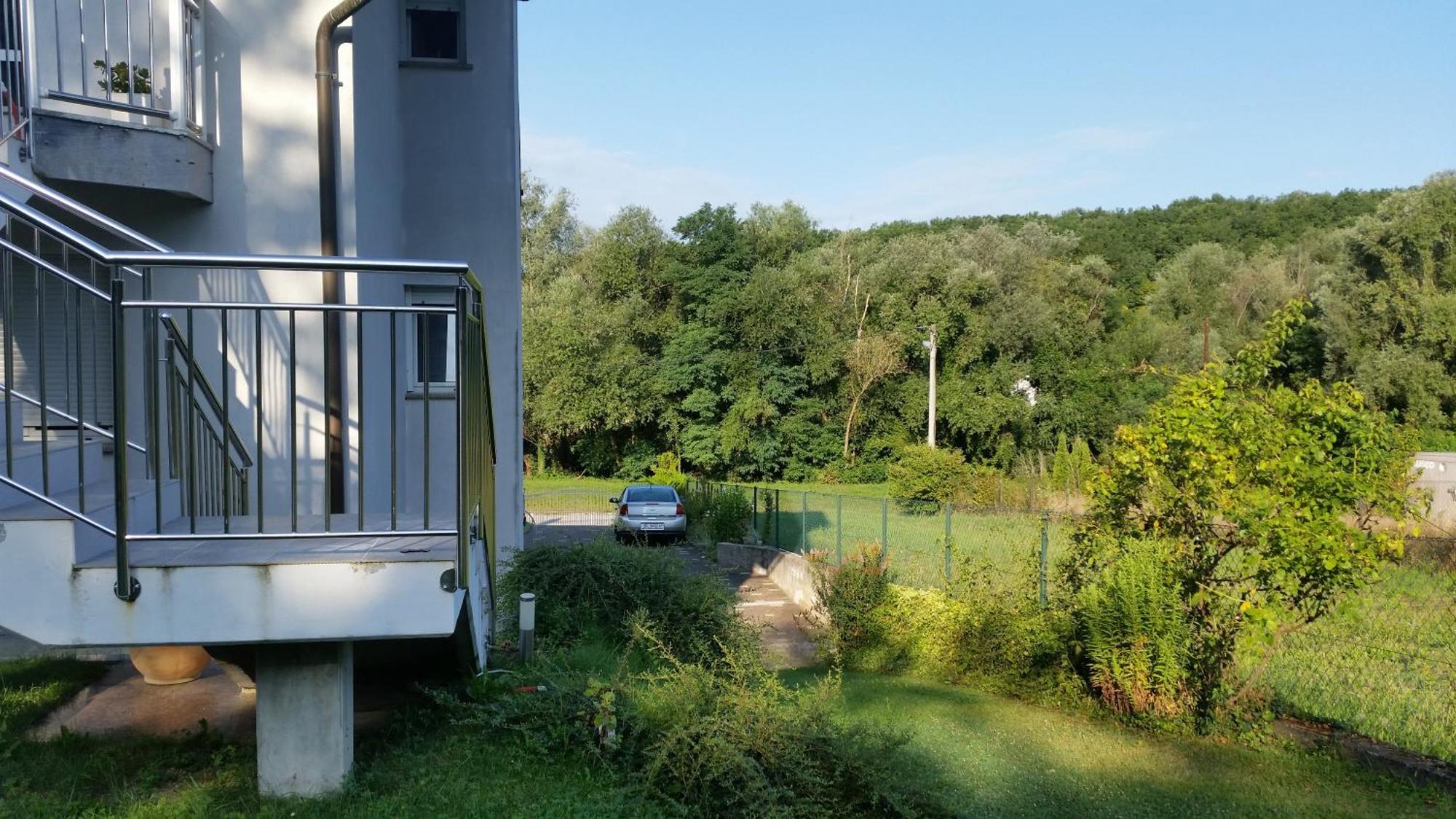 Astarea - Luxe Penthouse In Nature - Jacuzzi - Free Private Parking - Terrace & Balcony - Peace ซาเกร็บ ห้อง รูปภาพ